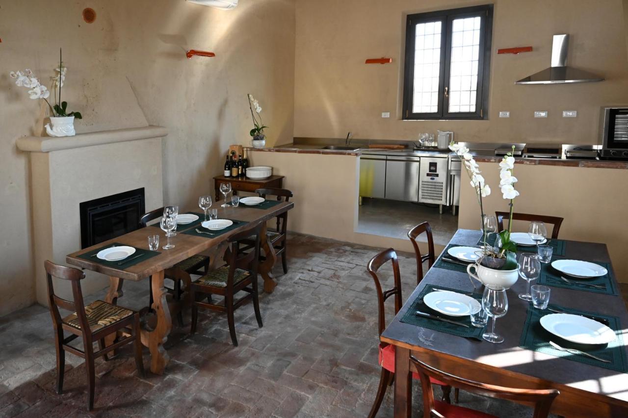Tenuta Favorita Country House B&B Fontanetto Po 外观 照片